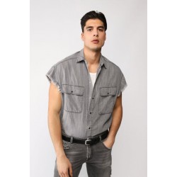 Solid-colour vest with frayed sleeve trims